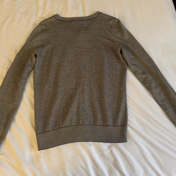 Small Petite Cardigan - Picture 4 of 5